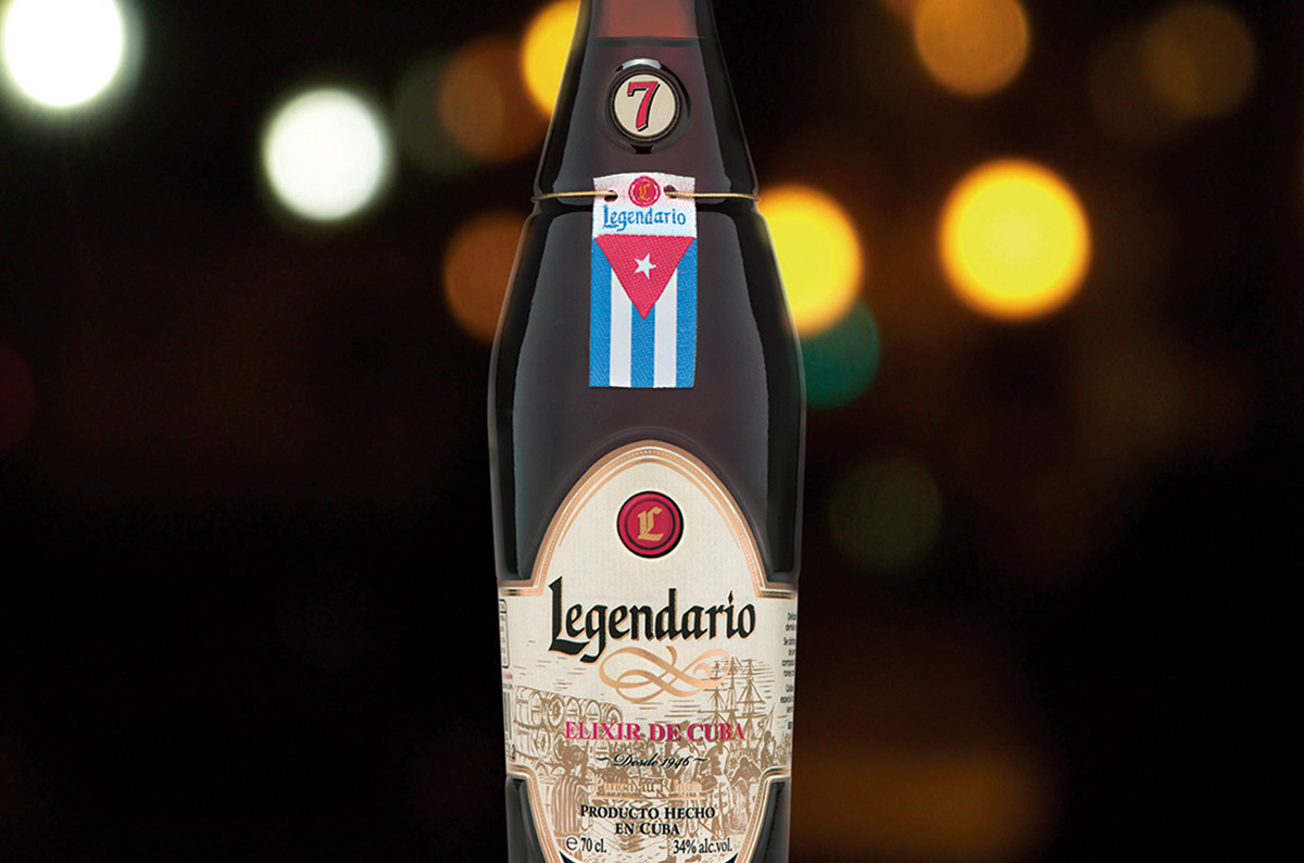 A bottle of Legendario
